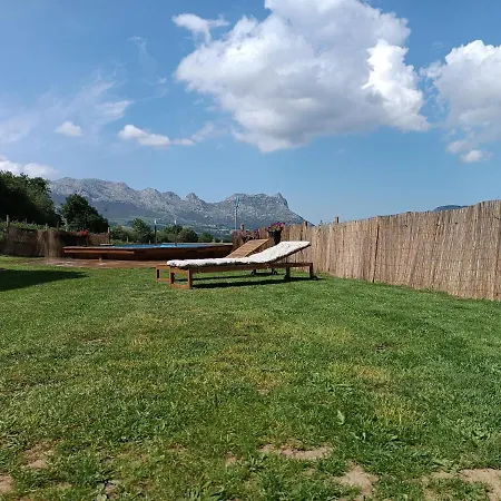 Dom wakacyjny La De Naia *